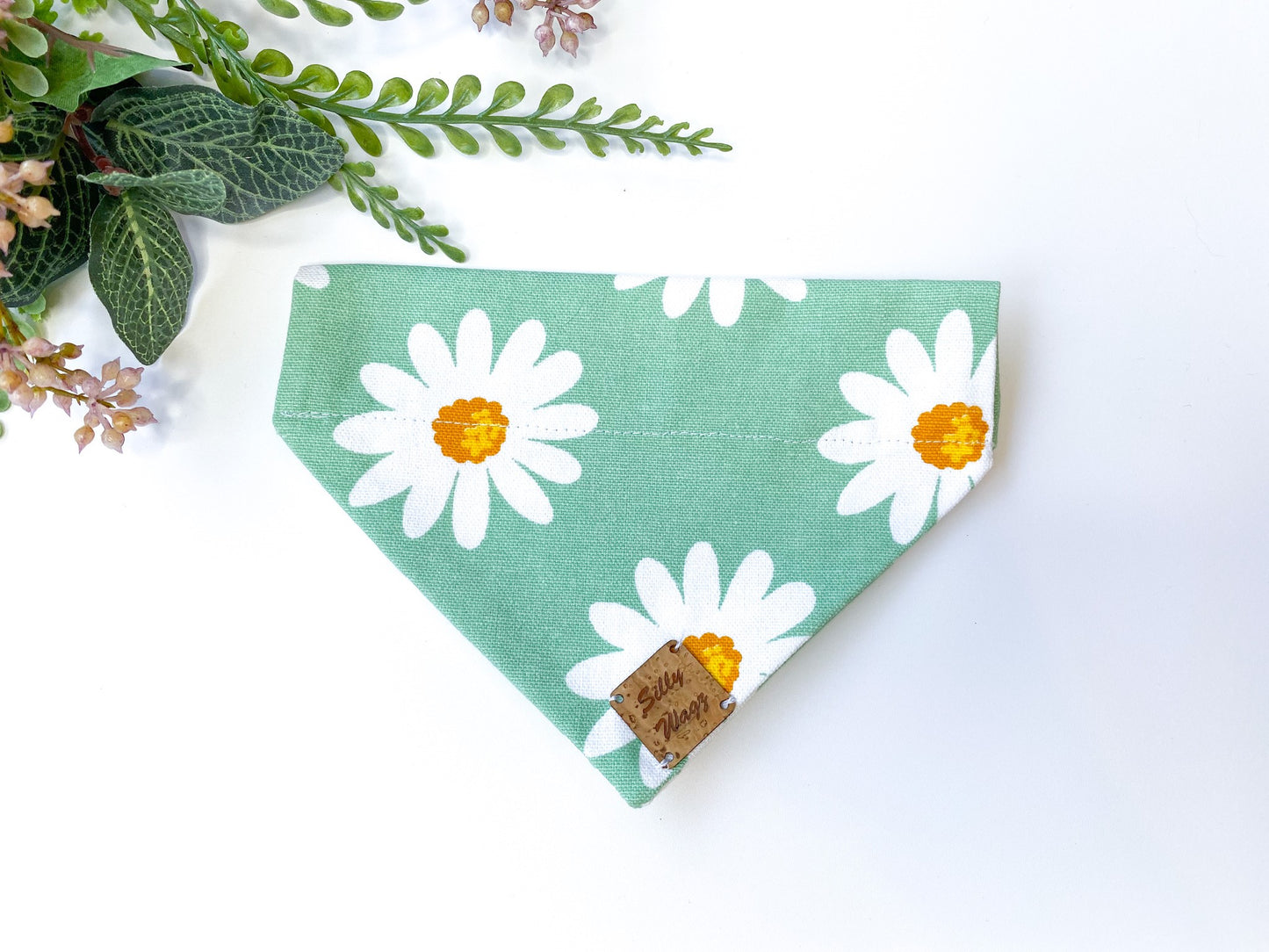 Green Daisies Bandana