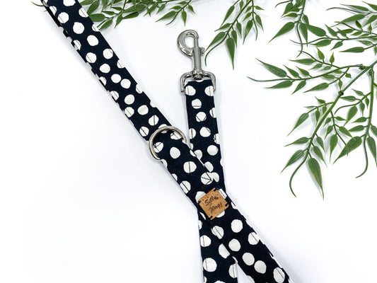 Navy Polka Dot Lead